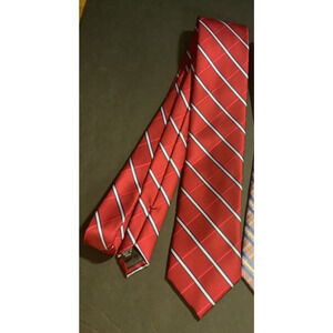 JOS A. BANK MEN'S TIE RED/STRIPED